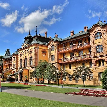 Penzion Fistra Frickovce Екстер'єр фото