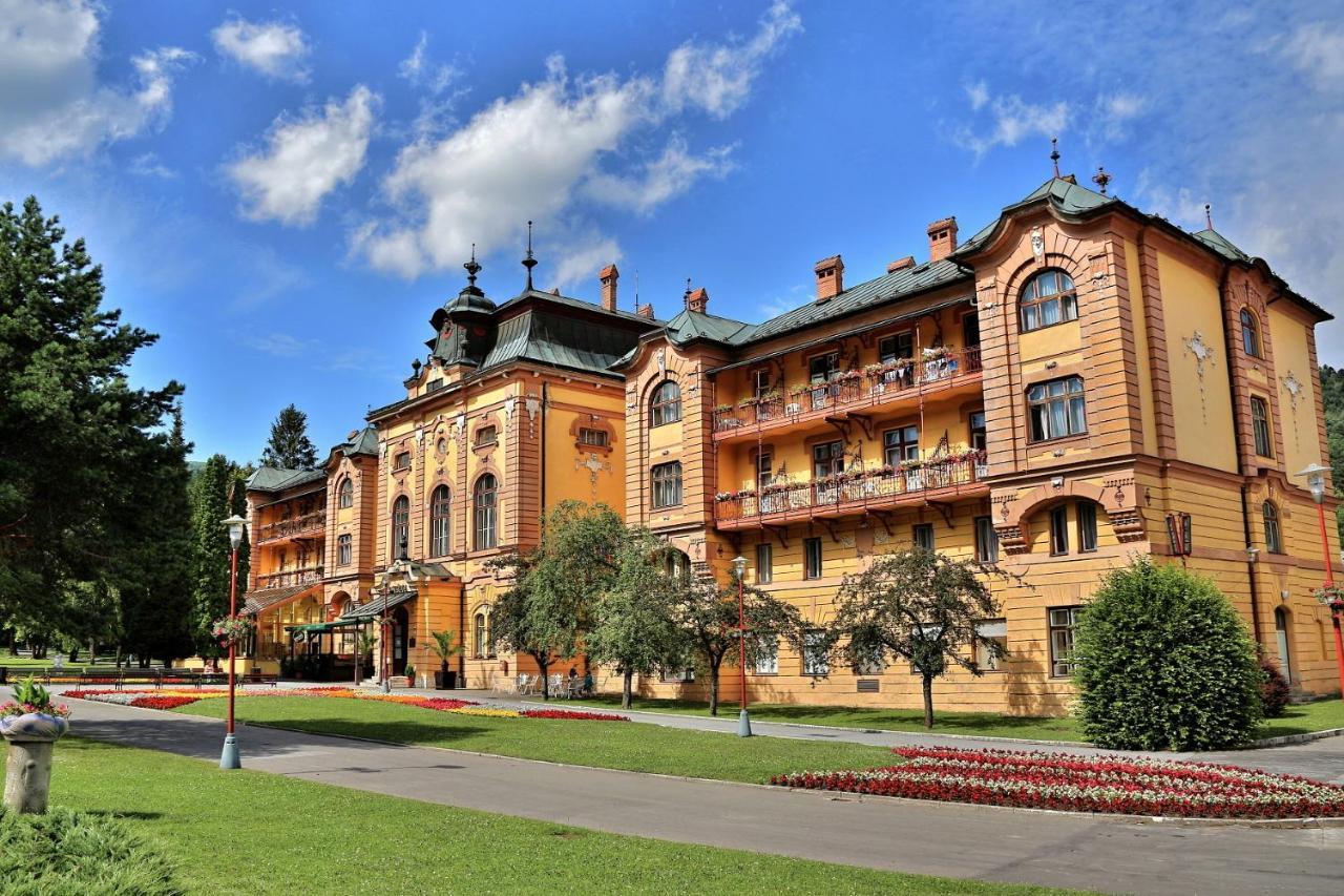 Penzion Fistra Frickovce Екстер'єр фото